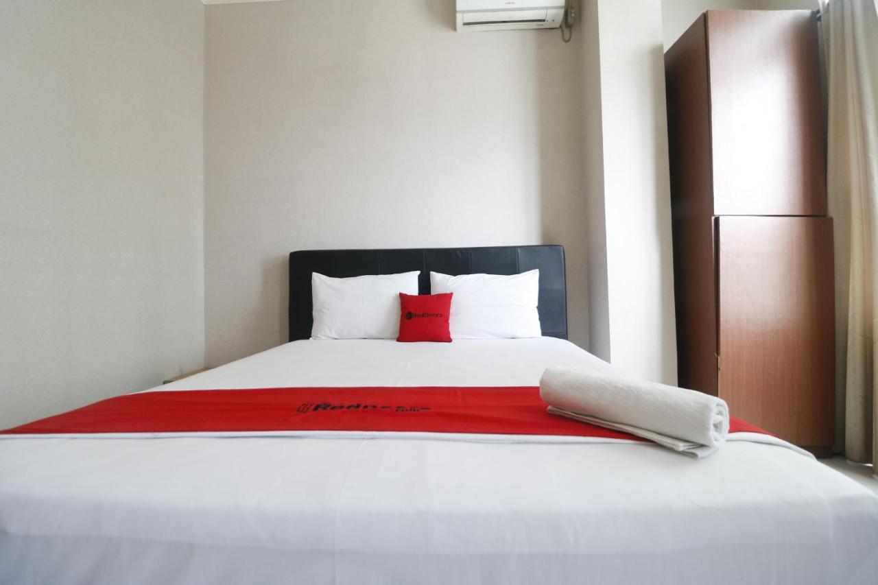 Reddoorz @ Ranotana Manado Hotel Exterior photo
