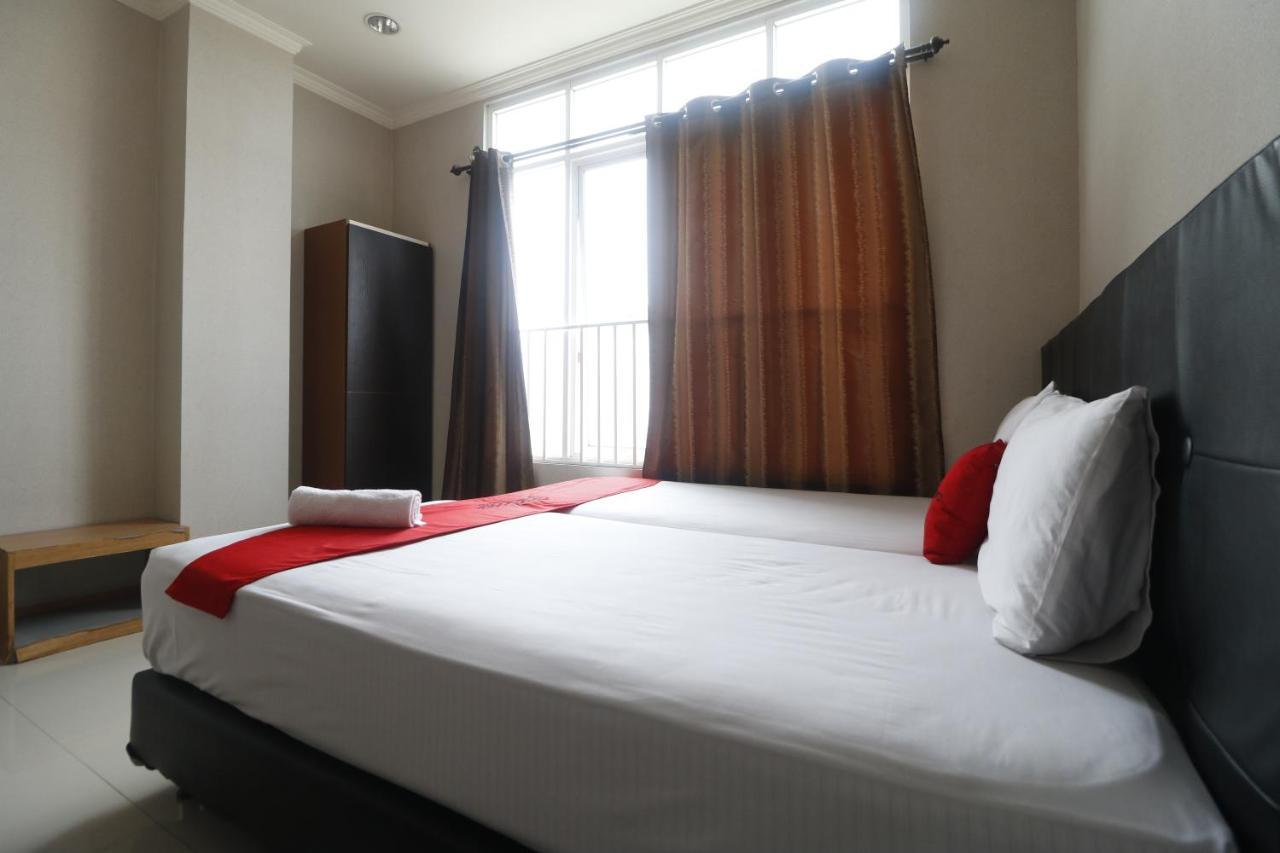 Reddoorz @ Ranotana Manado Hotel Exterior photo