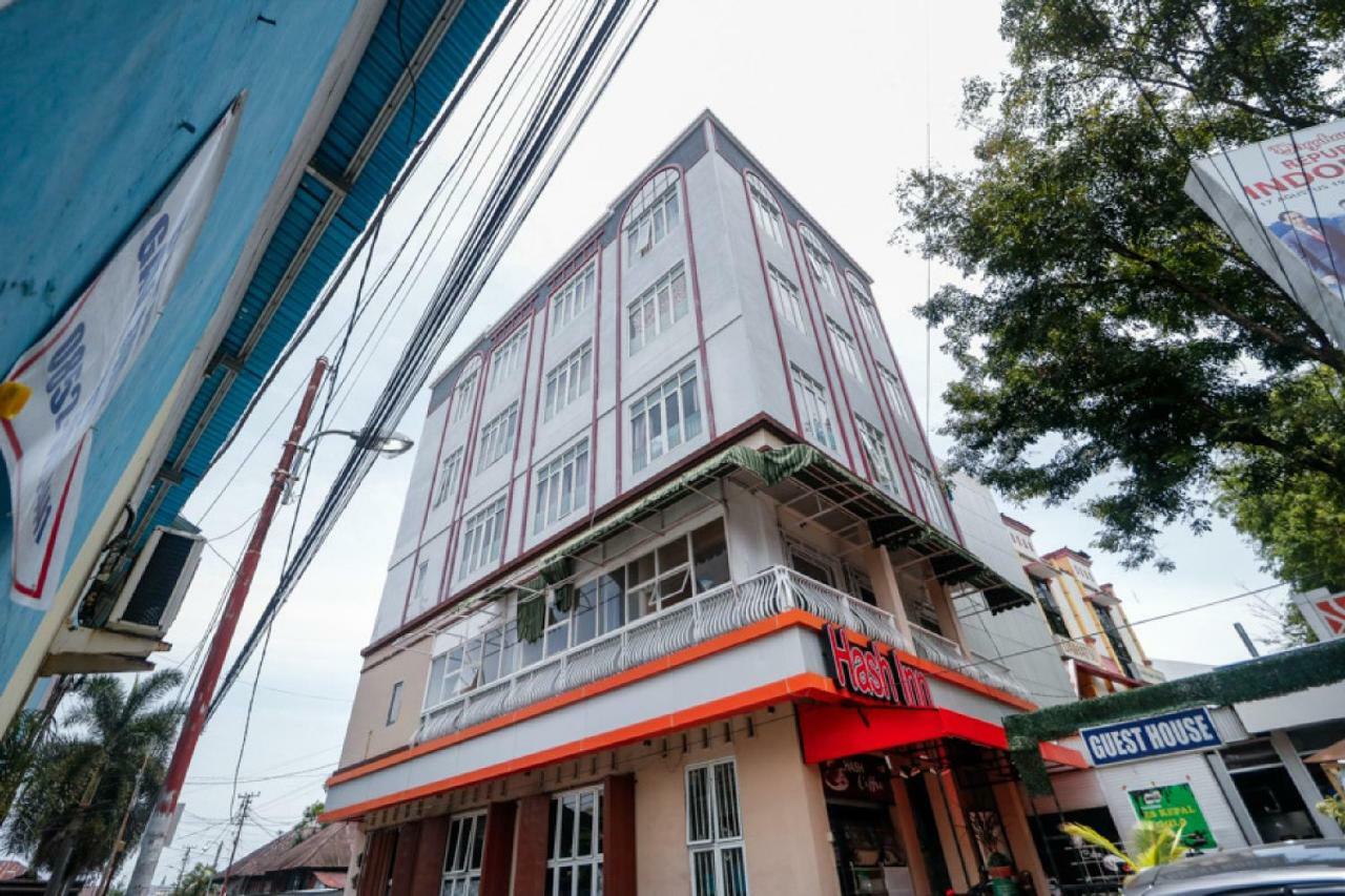 Reddoorz @ Ranotana Manado Hotel Exterior photo